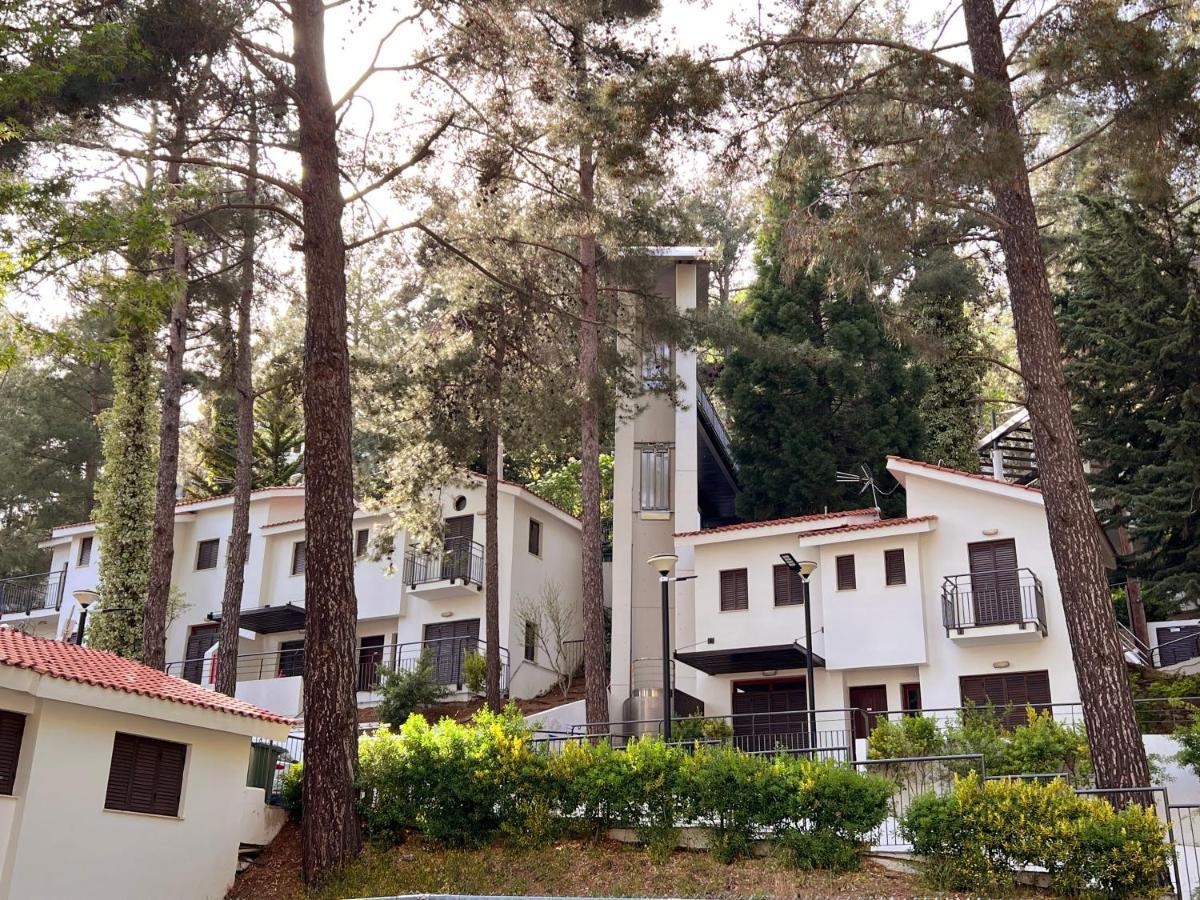 POED Residences Platres Exterior foto